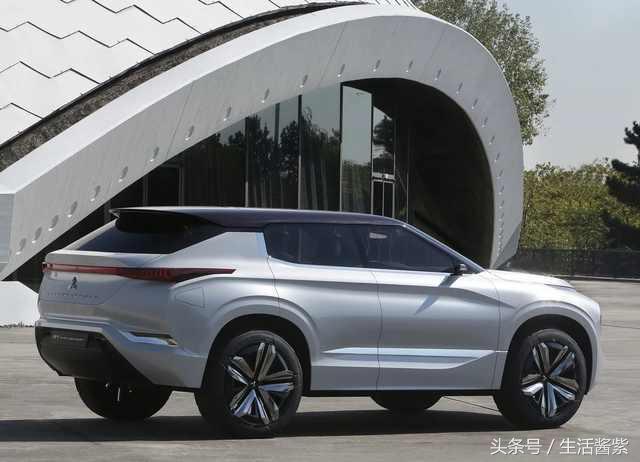 三菱最厚道的SUV, 油耗仅4L, 售价10万