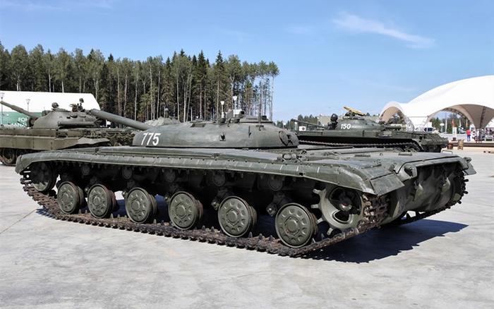 苏联憋出来的小身板坦克，身高仅1.1米，堪比跑车