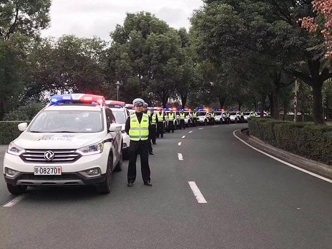 让湖北高警愿意掏腰包的车 是款什么样的车