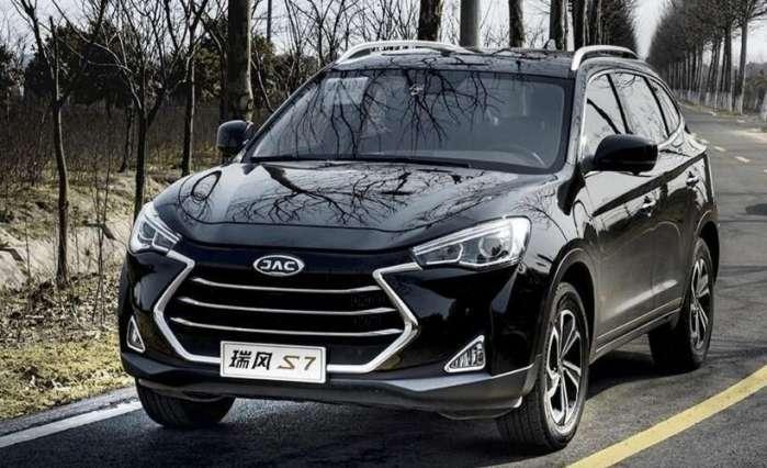 纯正国产SUV, 内饰不输BBA, 售价不到10万元!