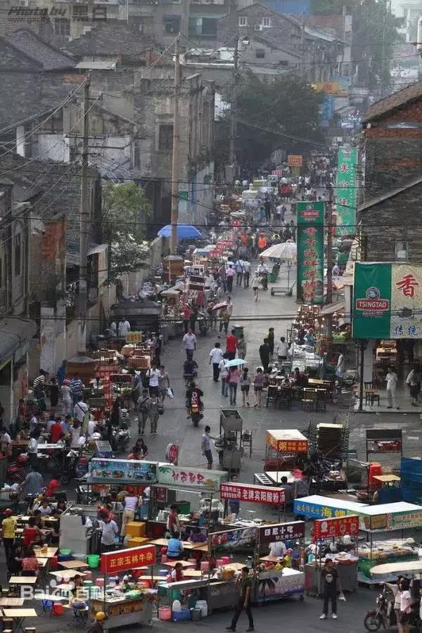 中国十大小吃街排行榜：中国小吃最多的城市在哪？