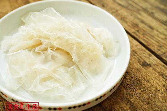 舌尖上的陕西汉中美食美味，老少皆宜的粉皮子制作工艺