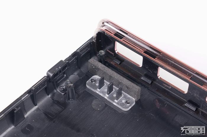 四款热销USB PD充电宝首拆：扒开产业真相