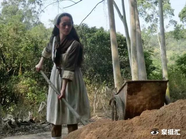 独居泉州山林灰姑娘失恋疗伤,引网友热烈反响,这下全国出名了!