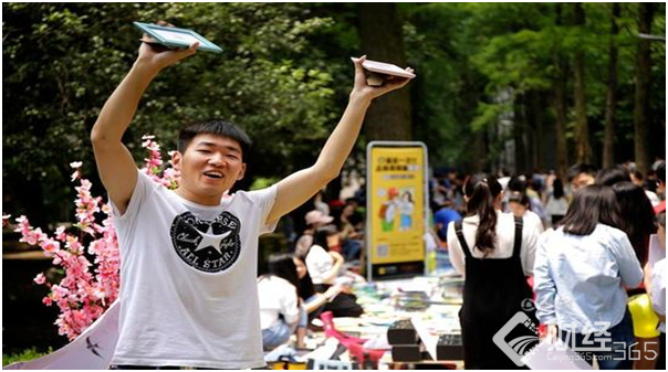 校园创业“江湖”里的众生百态 小打小闹蕴藏巨大商机