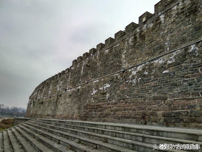 六安古城墙  安徽省级重点文物保护单位