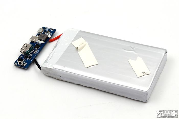 四款热销USB PD充电宝首拆：扒开产业真相