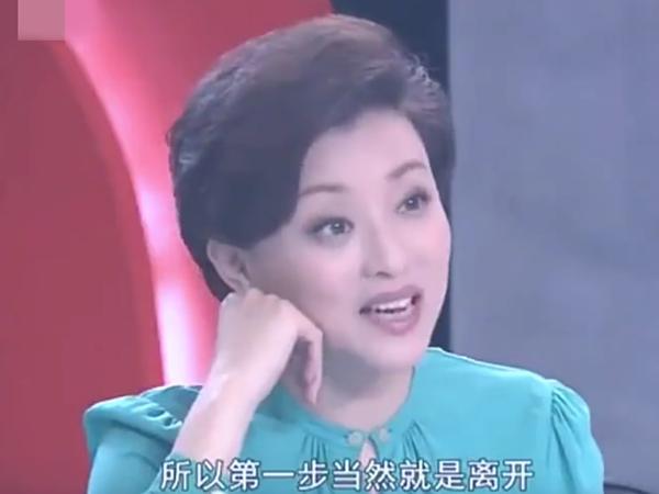 62岁刘晓庆为何不结婚？看了杨澜的采访你就知道了