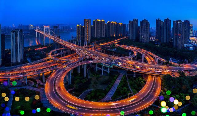 中国桥梁最多的城市，超过1.3万座桥梁，堪称世界之最