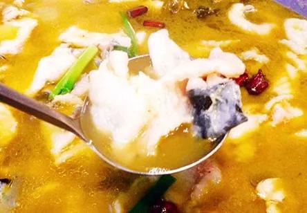 青岛酸菜鱼界的“爱马仕”，这家正宗的川菜馆子你们打卡了吗？