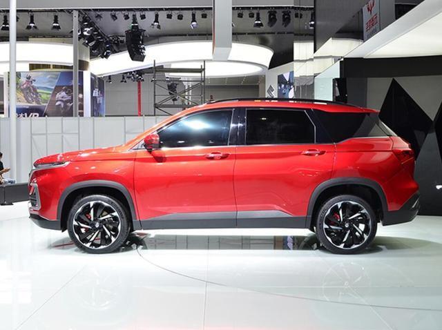 国产紧凑级SUV, 1.8T动力, 省油, 仅售5万!