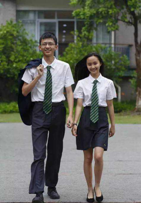 上海最美校服大比拼，看看你的母校上榜了吗？