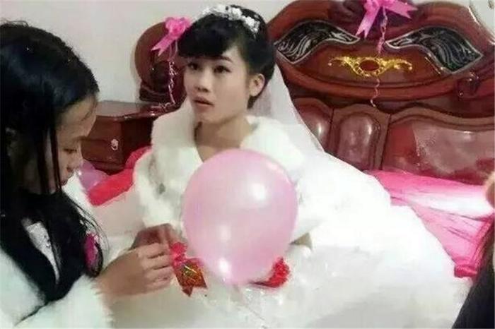 15岁结婚，16岁生孩子，33岁当奶奶，这样的人生好吗？