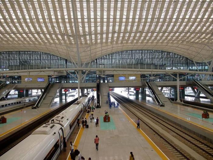投资140亿，中国最牛高铁站站，就在湖北，你认同吗