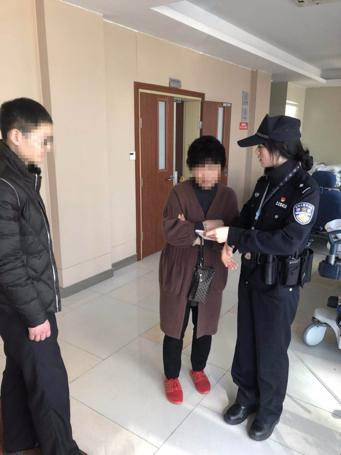 男子被催婚 情急要轻生 滨江长腿警花再救人