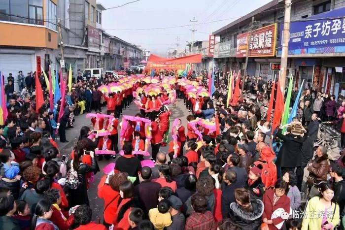 实拍襄陵镇十五闹红火！人山人海，热闹非凡！