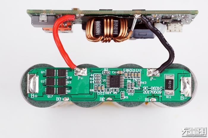 四款热销USB PD充电宝首拆：扒开产业真相