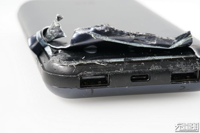 四款热销USB PD充电宝首拆：扒开产业真相