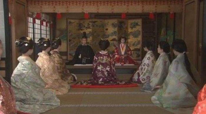 “教科书式”近亲结婚的危害——日本裕仁天皇家族