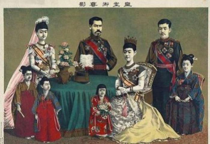 “教科书式”近亲结婚的危害——日本裕仁天皇家族