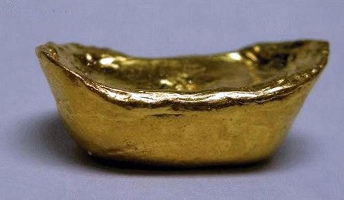 在古代一万两黄金等于现在多少钱?