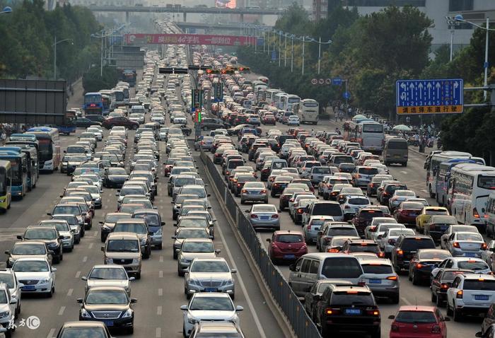 这点堵车就已令你发狂? 告诉你全球最堵城市排行榜中无一中国城市