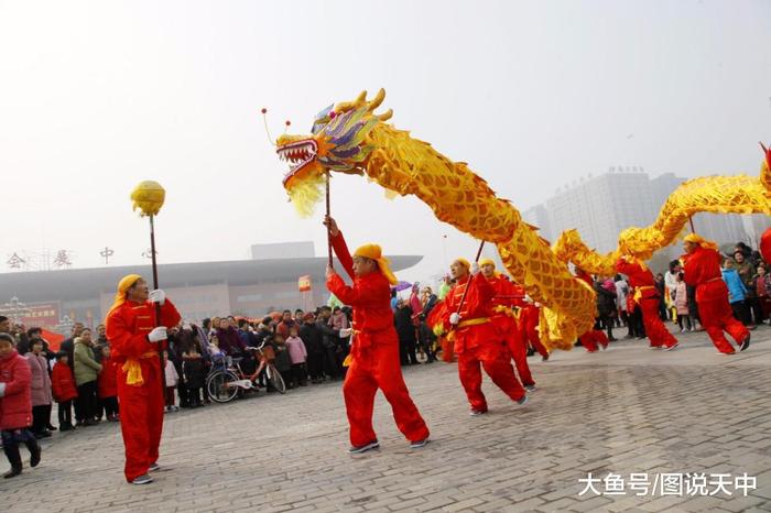 不点花灯月不圆 不耍社火难过年 传统的才是最好的