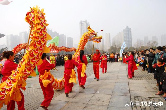 不点花灯月不圆 不耍社火难过年 传统的才是最好的