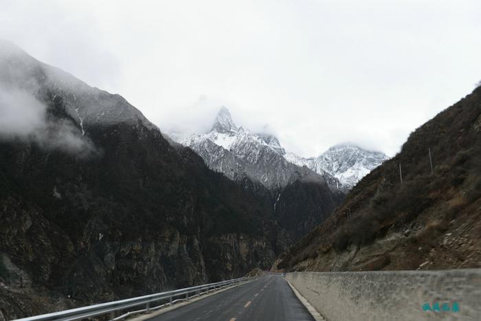 西藏文化源地山南琼结，聆听仓央嘉措的爱情诗篇