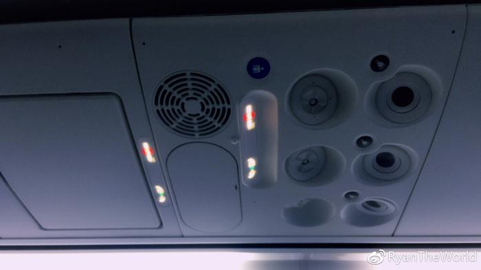 国航波音B737 MAX 8客机经济舱简约体验
