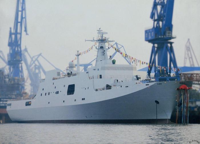 中国最后一艘071登陆舰亮相，以后不再建造，日本却忧心忡忡了