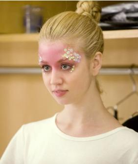 全美超模小姐姐Allison Harvard，鬼魅气质很带感！