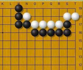 围棋死活：找到白棋型的要害痛击之