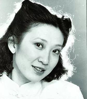 与徐克一生挚爱，林青霞、张国荣的挚友，她66岁活成女性传奇