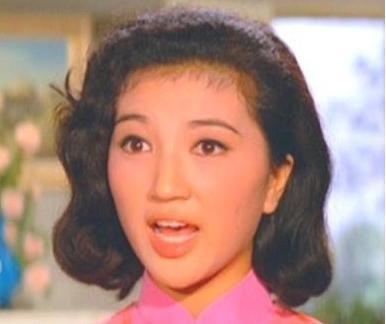 记得当年的瑛姑吗？她曾是香港公主，豪门阔太拍戏只为过瘾！