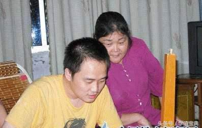 考霸? 3次考上清华北大, 被退学, 是作秀还是作践自己?