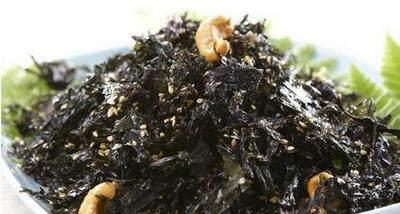 紫菜的功效和作用原来这么大，怪不得做汤的时候都喜欢放它！