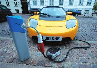 2018跨入了全民新能源时代？新能源车到底能买吗？