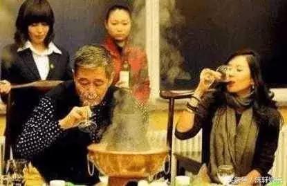 赵本山势力有多大? 成龙在他面前都不算大腕？