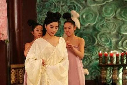 你不知道的九种宠幸妃子的方法，还是皇帝会玩！