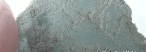 观玉打灯看原石其实藏着太多的奥秘！