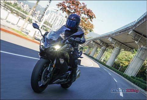 试车报告2018款川崎Ninja 1000公升级跑旅！