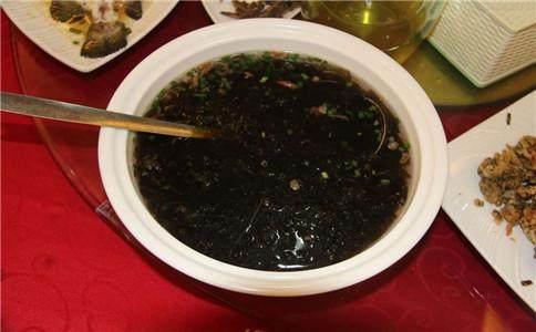 紫菜的功效和作用原来这么大，怪不得做汤的时候都喜欢放它！