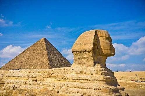 埃及最古老金字塔发现如同客机的空间，据说是外星人的黑科技