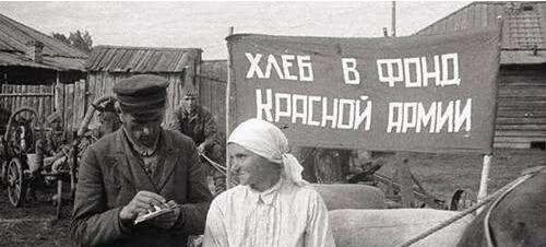 “战时共产主义”损害了农民利益，为什么农民还是支持苏俄？