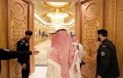沙特王室到底多有钱？一组数据告诉你什么叫富可敌国！！