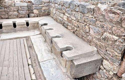 古人如何“上厕所”? 从原始人说起, 见证历史文明发展