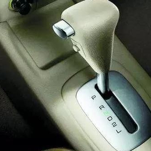 如何开自动挡汽车的正确步骤 w300h300t50633.jpg