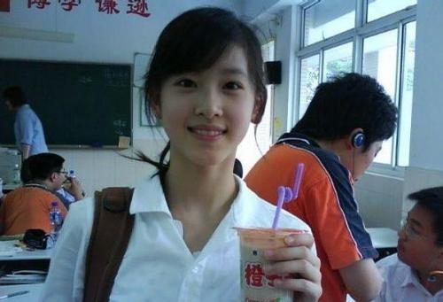 坐拥百亿集团总裁之女章泽天，为何选择嫁给大19岁的刘强东。