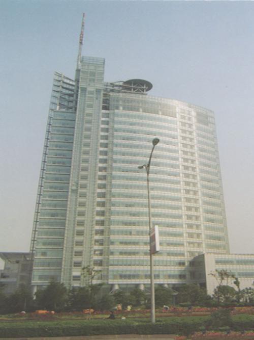 南昌八大最高的摩天大楼，南昌第一高楼有239米